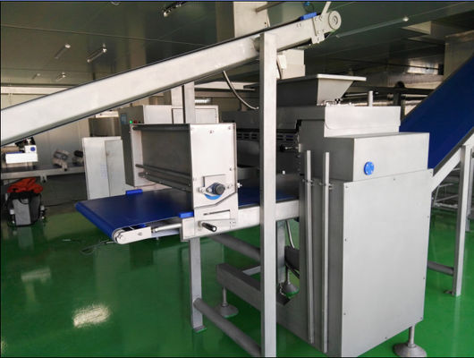 comprar Linha de estratificação industrial 144 camadas máximas do fabricante de pão do croissant da largura da tabela de 900 milímetros para o croissant Fabricação em linha