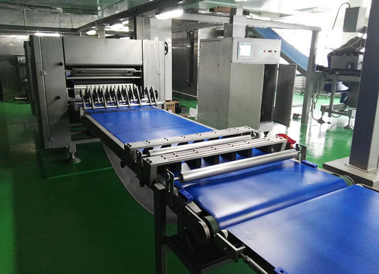 comprar Capacidade multifuncional da máquina 3500 Pcs/Hr do laminador da massa com dispositivo dobro do rolo Fabricação em linha